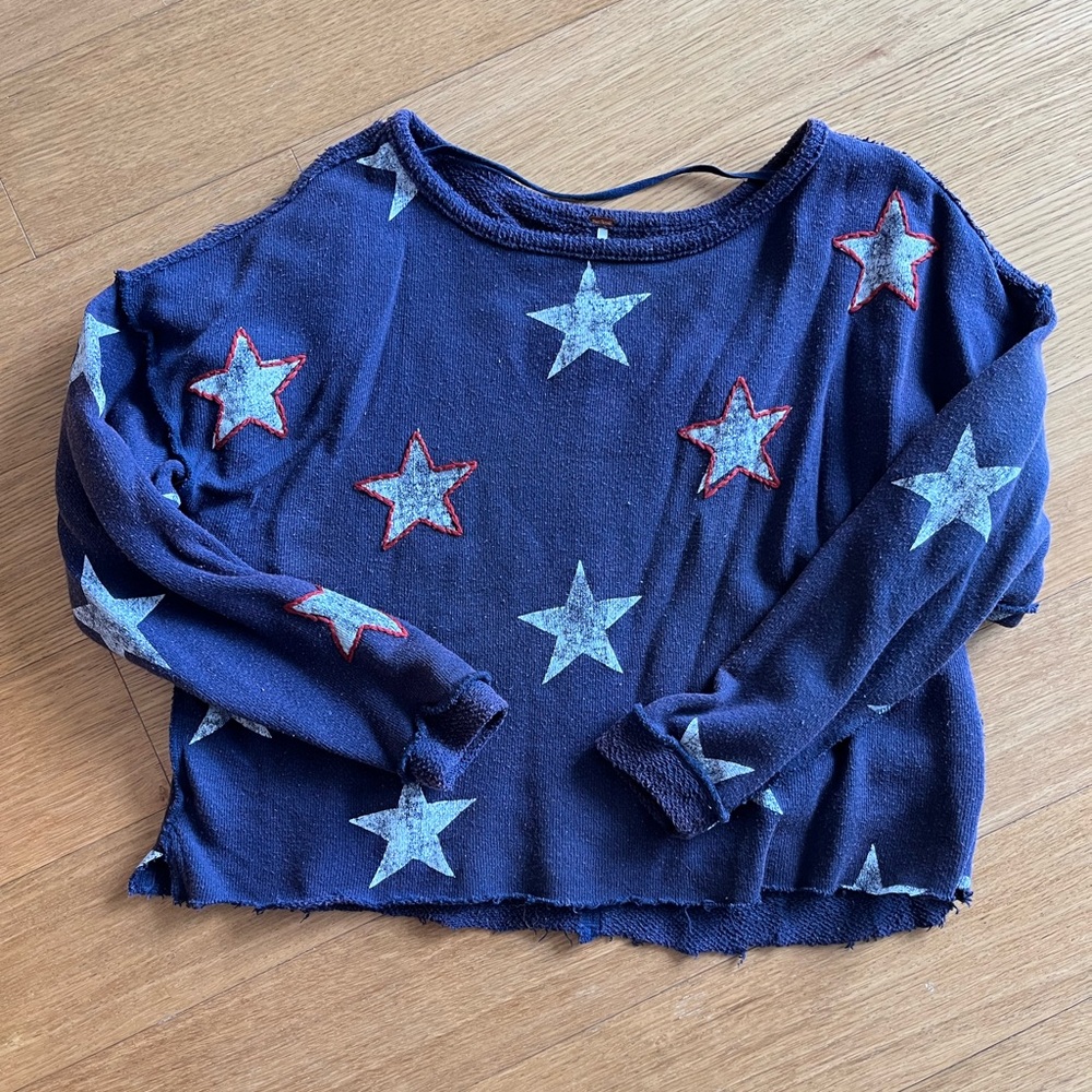 Free People starry pullover, flowy, falls nicely not boxy. excellent conditiion